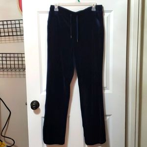 Gloria Vanderbilt Navy Blue Velour Womens pants. Size M. Has stretch